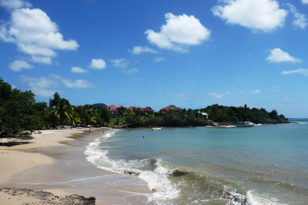 Bungalow Proche Plage サント・リュス エクステリア 写真